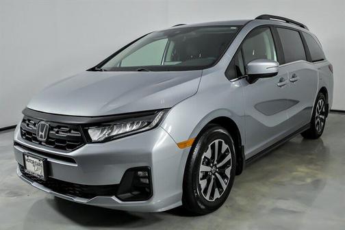 Solar Silver Metallic 2026 Honda Odyssey EX-L