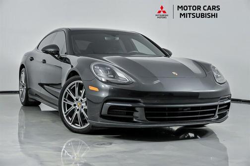 2018 Porsche Panamera 4S