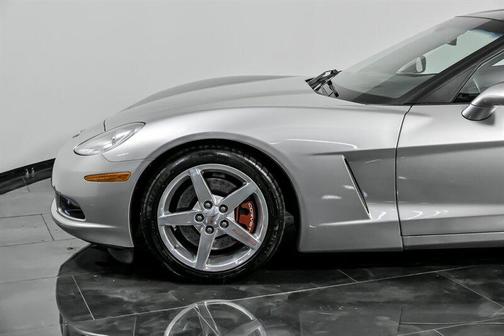 2005 Chevrolet Corvette Base