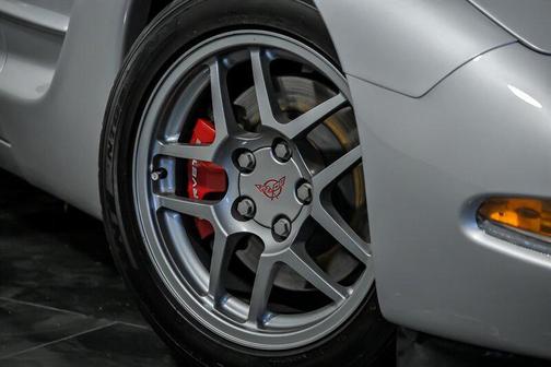 Quicksilver Metallic 2001 Chevrolet Corvette Z06