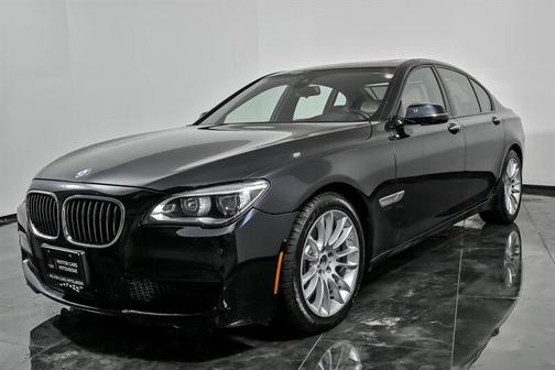 2015 BMW 750 i xDrive