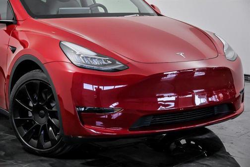 2022 Tesla Model Y Long Range Dual Motor All-Wheel Drive