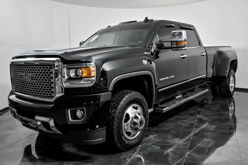 2016 GMC Sierra 3500 Denali