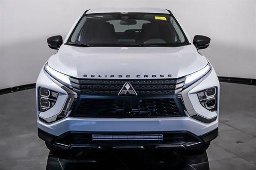 2025 Mitsubishi Eclipse Cross LE