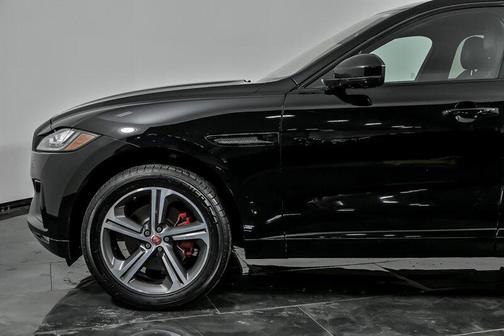 2017 Jaguar F-PACE S