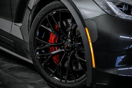Watkins Glen Gray Metallic 2019 Chevrolet Corvette Z06