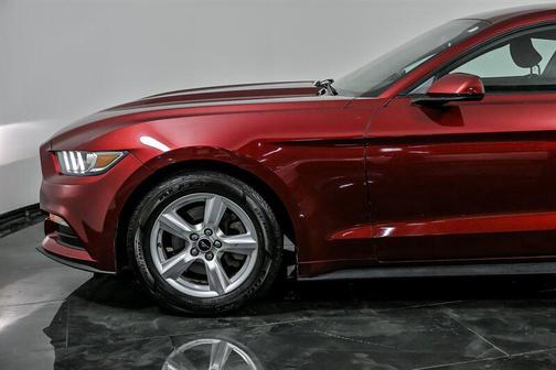 2016 Ford Mustang V6