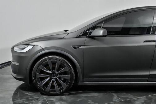 Pearl White Multi-Coat 2022 Tesla Model X Plaid Tri Motor All-Wheel Drive