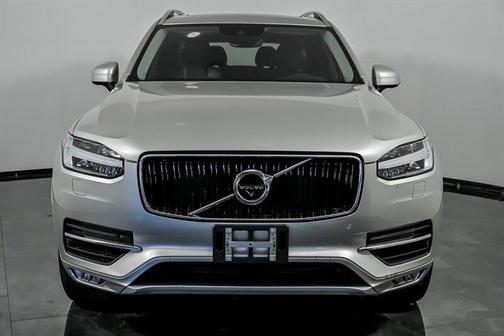 Luminous Sand Metallic 2016 Volvo XC90 T6 Momentum