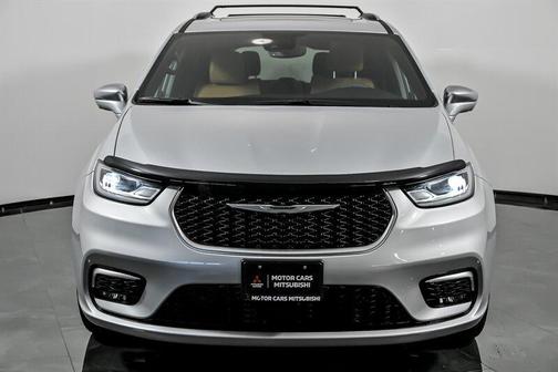 2022 Chrysler Pacifica L