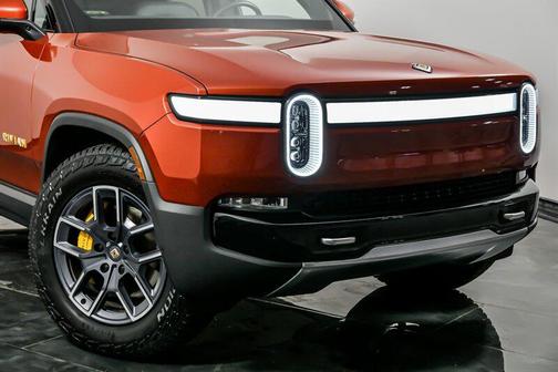2023 Rivian R1T Adventure Quad Motor Large Pack
