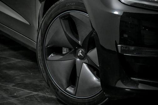 2018 Tesla Model 3 Standard