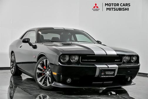 2014 Dodge Challenger SRT8