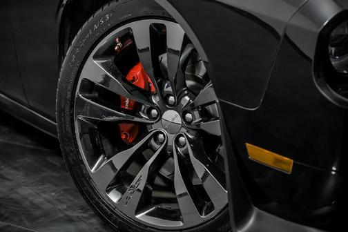 2014 Dodge Challenger SRT8