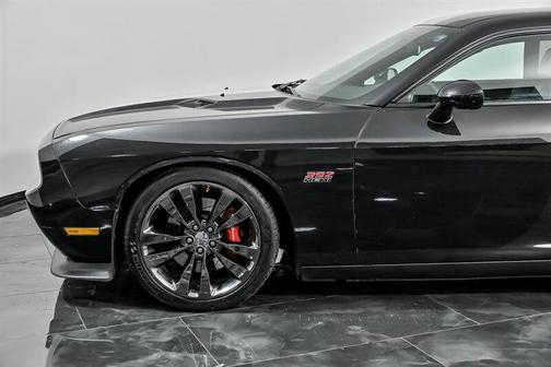 2014 Dodge Challenger SRT8