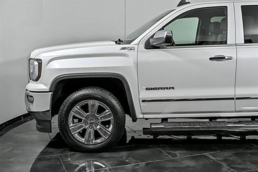 2017 GMC Sierra 1500 SLT