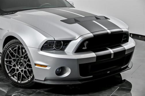 2013 Ford Shelby GT500 Base