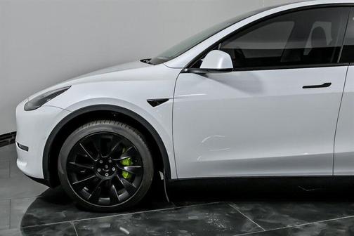 Pearl White Multi-Coat 2021 Tesla Model Y Long Range Dual Motor All-Wheel Drive