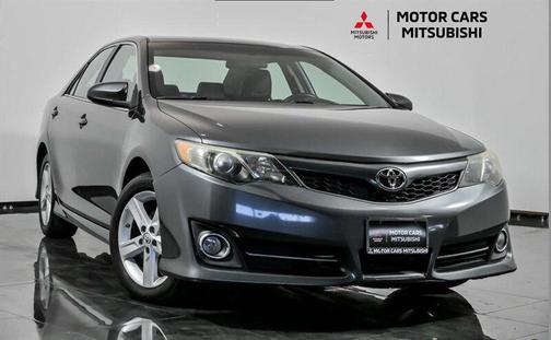 2013 Toyota Camry SE