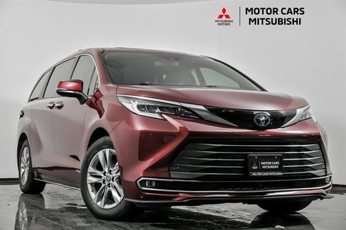 2021 Toyota Sienna Limited 7-Passenger