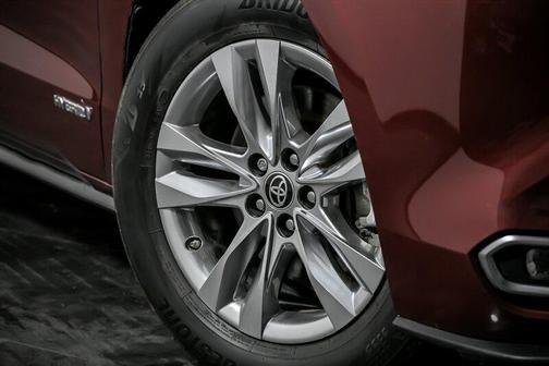 2021 Toyota Sienna Limited 7-Passenger