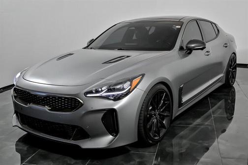 2023 Kia Stinger GT2