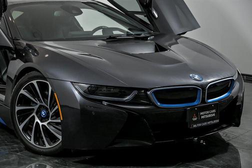 2015 BMW i8 
