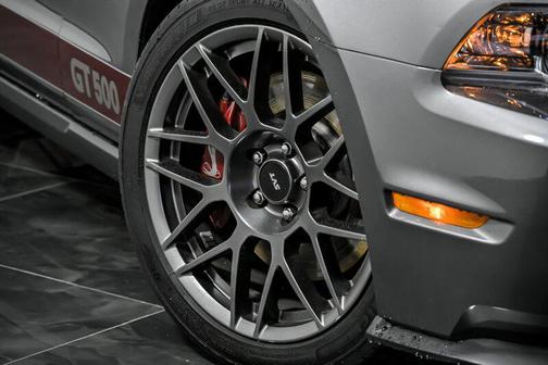 2011 Ford Shelby GT500 Base