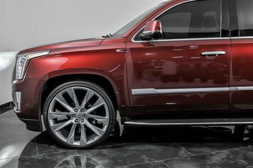 2017 Cadillac Escalade Luxury