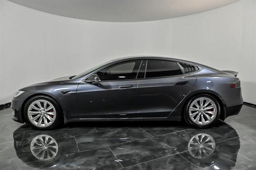 GRAY 2017 Tesla Model S P100D