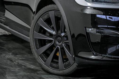 2022 Tesla Model X Plaid Tri Motor All-Wheel Drive