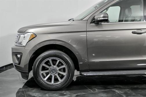 Oxford White 2019 Ford Expedition XLT