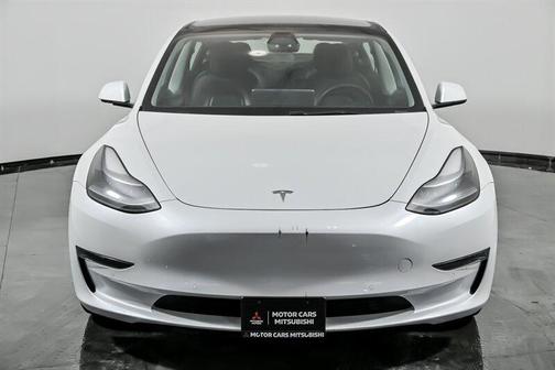 2022 Tesla Model 3 Standard Range