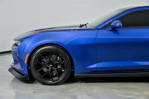 Hyper Blue Metallic 2017 Chevrolet Camaro 2SS