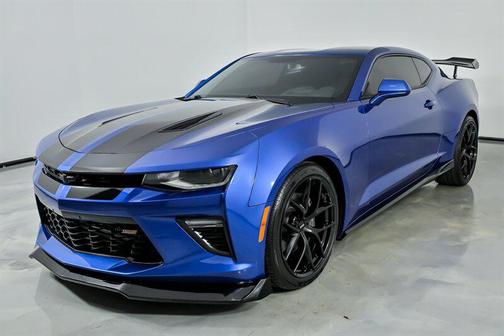 Hyper Blue Metallic 2017 Chevrolet Camaro 2SS