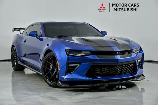 Hyper Blue Metallic 2017 Chevrolet Camaro 2SS