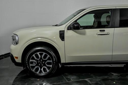 Terrain 2024 Ford Maverick Lariat