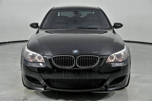 2006 BMW M5 Base