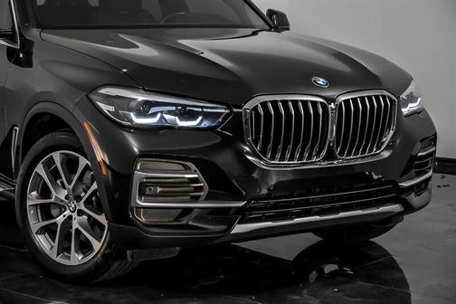 Black Sapphire Metallic 2023 BMW X5 xDrive40i
