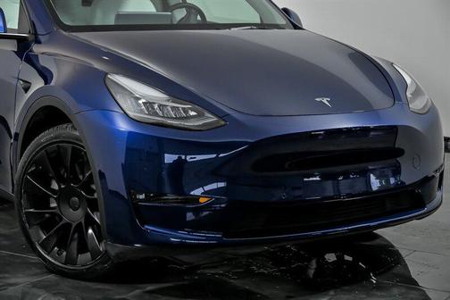 Deep Blue Metallic 2022 Tesla Model Y Long Range Dual Motor All-Wheel Drive