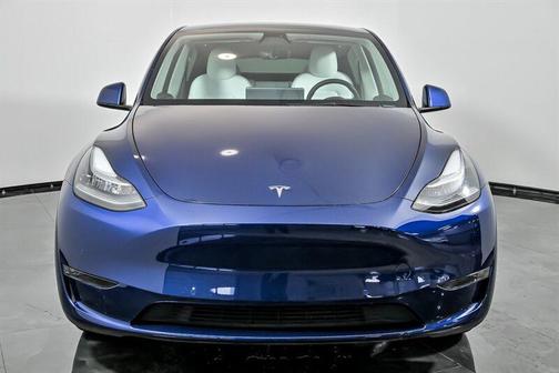 Deep Blue Metallic 2022 Tesla Model Y Long Range Dual Motor All-Wheel Drive