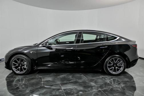 Solid Black 2019 Tesla Model 3 Long Range