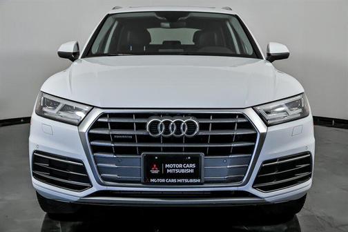 Ibis White 2018 Audi Q5 2.0T Premium Plus