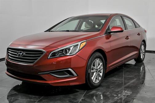 2017 Hyundai SONATA SE