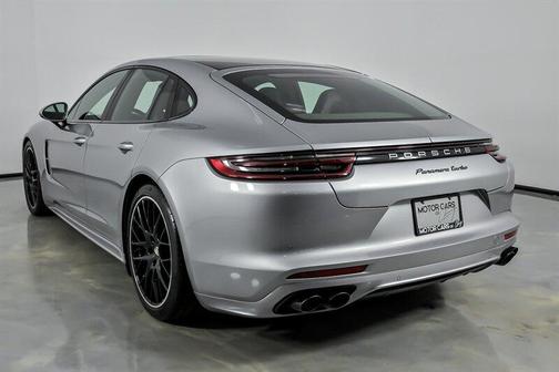 Dolomite Silver Metallic 2019 Porsche Panamera Turbo