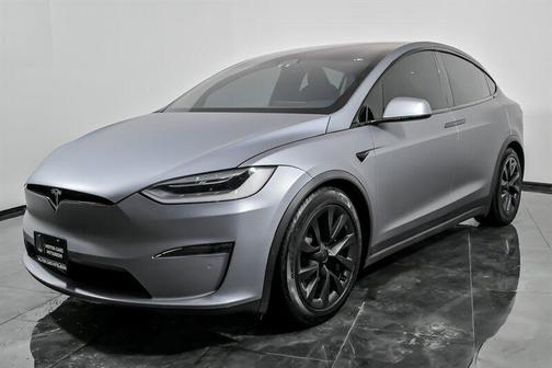 2023 Tesla Model X Standard Range