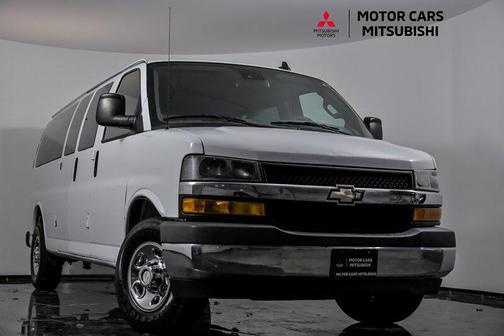 2019 Chevrolet Express 3500 LT