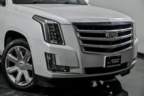 2019 Cadillac Escalade Luxury