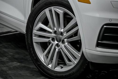 2018 Audi Q5 2.0T Premium Plus