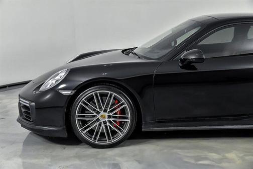 2018 Porsche 911 Turbo